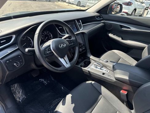 Certified 2025 INFINITI QX50 Luxe AWD/4WD image 15