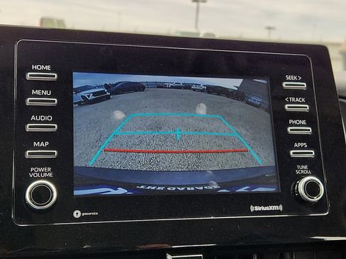 Used 2024 Toyota Camry SE image 15