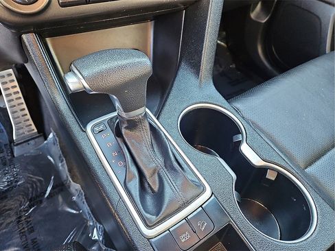 Used 2020 Kia Sportage S image 25