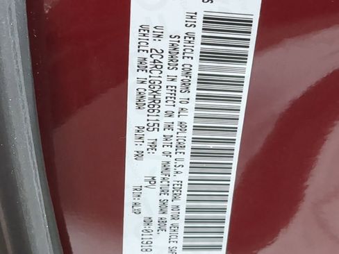 Used 2017 Chrysler Pacifica Limited w/ UConnect Theater Package image 53