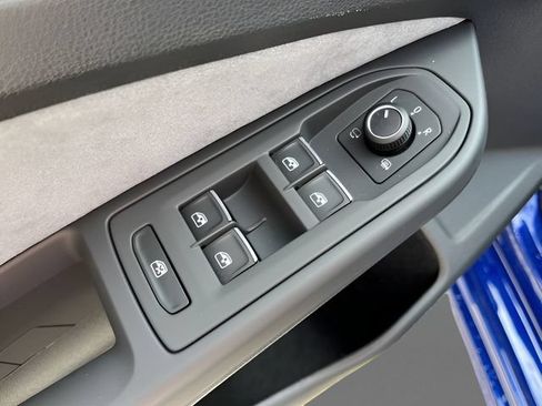 New 2026 Volkswagen Golf w/ Euro Style Package AWD/4WD image 11
