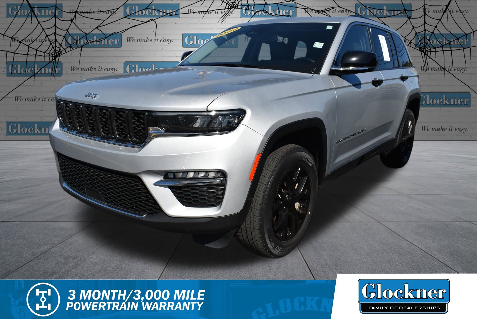 Used 2022 Jeep Grand Cherokee Limited AWD/4WD image 1
