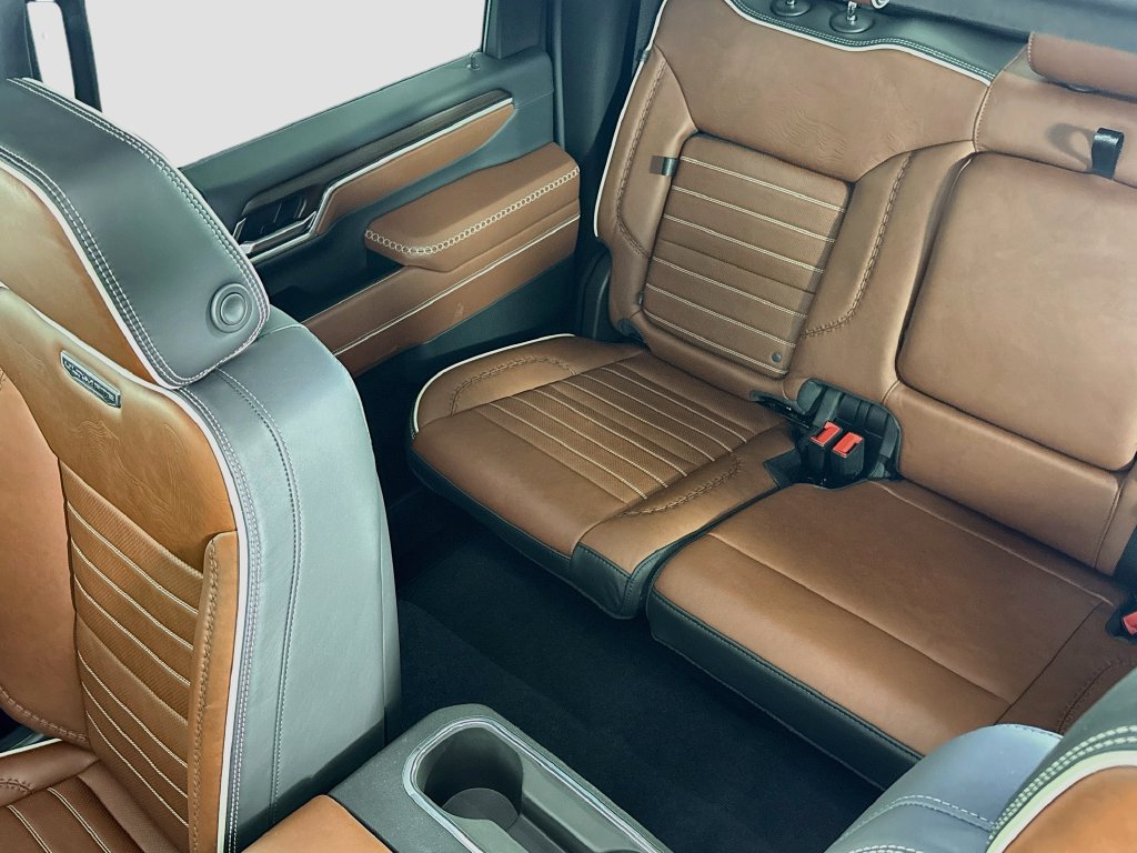 Certified 2025 GMC Sierra 3500 Denali Ultimate AWD/4WD image 26
