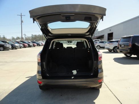 Used 2018 Ford Escape S image 11