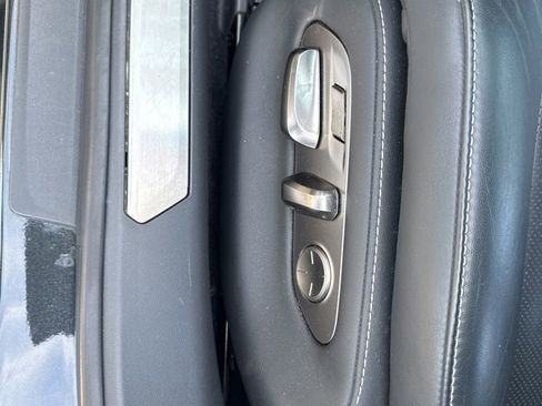 Used 2021 Lexus LS 500 w/ Accessory Package (Z1) RWD image 5