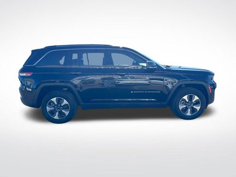 Used 2023 Jeep Grand Cherokee 4WD 4xe image 6