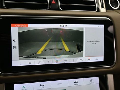 Used 2020 Land Rover Range Rover HSE image 16