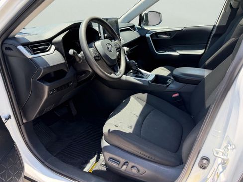 Used 2024 Toyota RAV4 XLE w/ Convenience Package FWD image 30