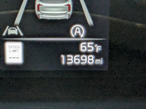 Used 2024 Kia Telluride EX image 38