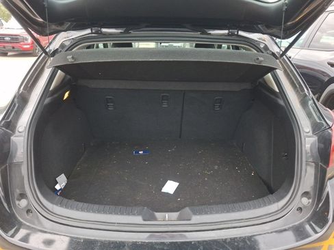 Used 2018 MAZDA MAZDA3 Touring FWD image 8