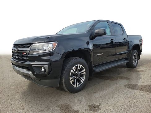 Used 2021 Chevrolet Colorado Z71 image 2