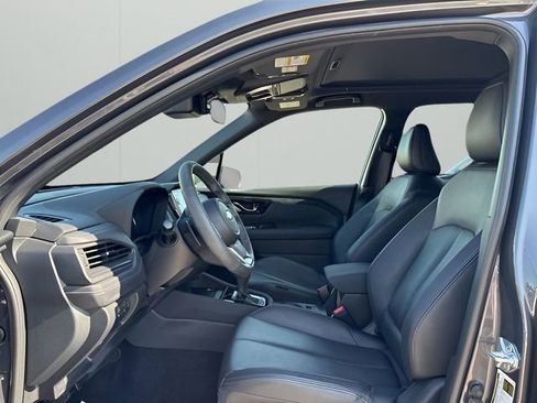 Used 2025 Subaru Forester Limited w/ Popular Package #1 AWD/4WD image 10