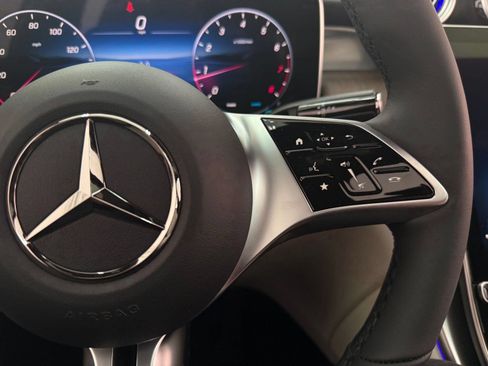 New 2026 Mercedes-Benz GLC 300 image 31