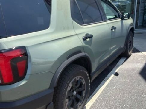Used 2026 Honda Passport TrailSport Elite image 3