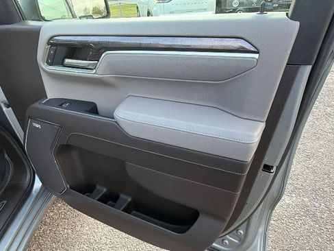 Certified 2024 Chevrolet Silverado 1500 LTZ AWD/4WD image 15