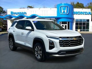 Used 2025 Chevrolet Equinox LT w/ Safety and Technology Package FWD video 1