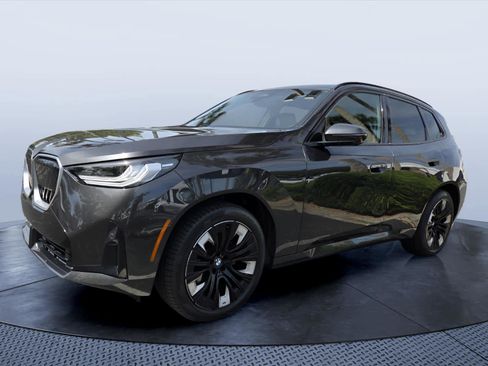 Certified 2026 BMW X3 xDrive30 w/ M Sport Package AWD/4WD image 3