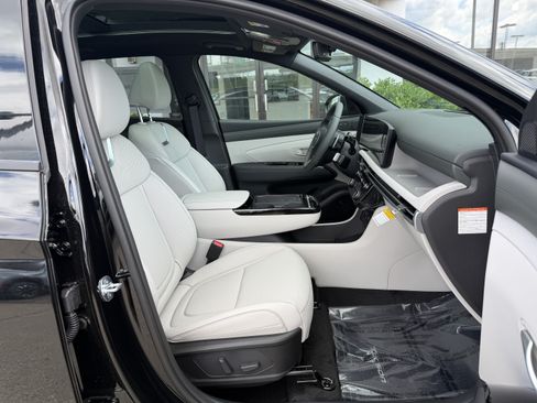 New 2026 Hyundai Tucson Limited AWD/4WD image 24
