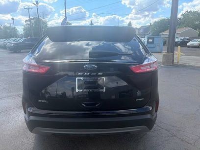 Used 2024 Ford Edge SEL w/ Convenience Package