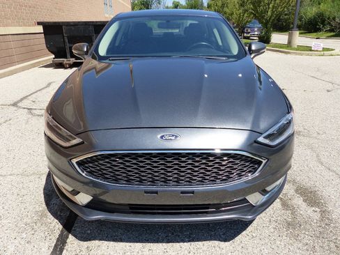 Used 2017 Ford Fusion SE AWD/4WD image 14