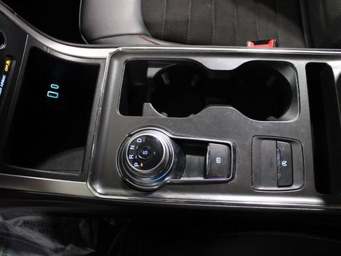 Used 2024 Ford Edge ST-Line AWD/4WD image 32