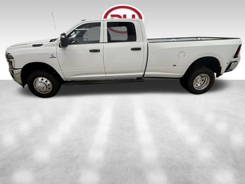 New 2026 RAM 3500 Tradesman image 8