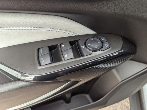 Certified 2024 Chevrolet Trax LT w/ Driver Confidence Package image 29