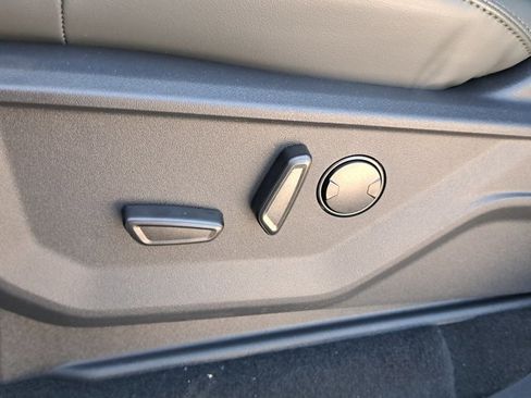 New 2026 Ford Expedition Active image 22