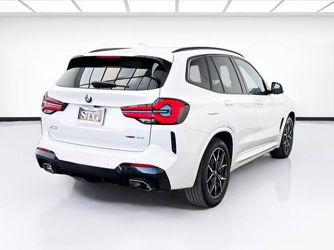 Used 2023 BMW X3 sDrive30i w/ M Sport Package image 4