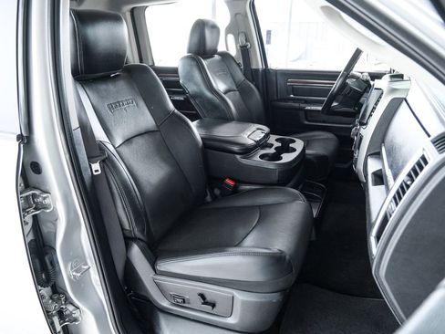 Used 2017 RAM 2500 Laramie AWD/4WD image 40