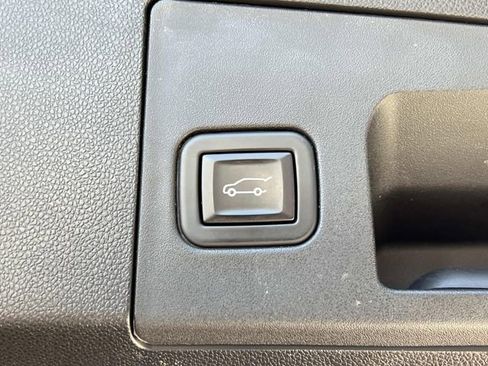 Certified 2023 Cadillac XT4 Premium Luxury w/ Cold Weather Package AWD/4WD image 12