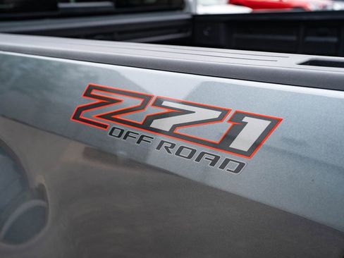 Used 2022 Chevrolet Colorado Z71 AWD/4WD image 20