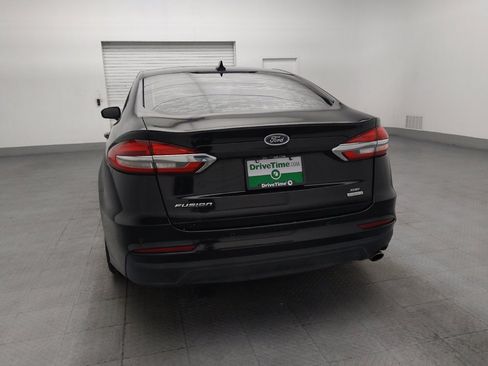Used 2019 Ford Fusion SE FWD image 6