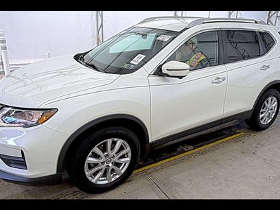 Used 2018 Nissan Rogue SV w/ Premium Package