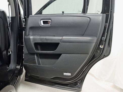 Used 2010 Honda Pilot Touring image 33