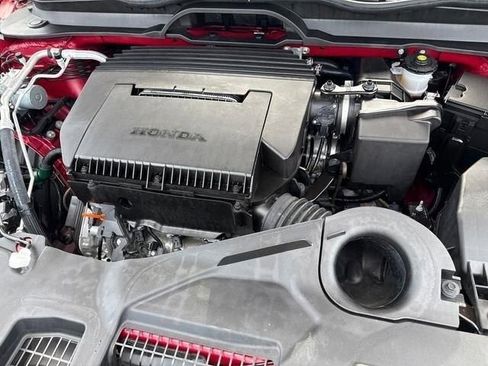Certified 2025 Honda Pilot Touring image 21