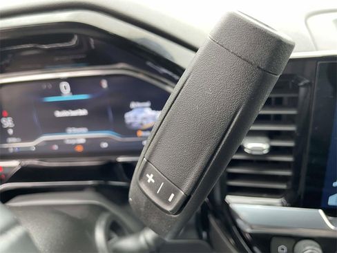 Used 2025 Chevrolet Silverado 1500 LT image 28