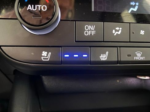 Certified 2026 Subaru Outback Touring XT AWD/4WD image 21