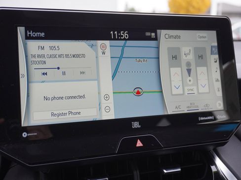 Used 2021 Toyota Venza XLE w/ Carpet Mat Package (TMS) image 26