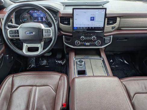 Certified 2024 Ford Expedition Limited RWD image 15
