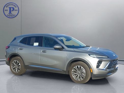 Used 2025 Buick Envision Preferred AWD/4WD image 1