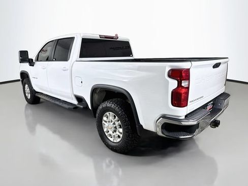 Used 2023 Chevrolet Silverado 2500 LT AWD/4WD image 5