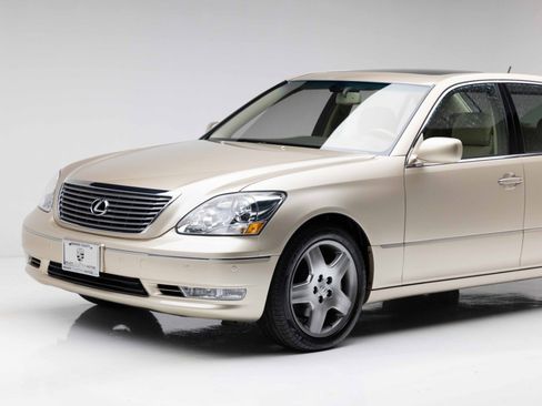 Used 2005 Lexus LS 430 RWD image 33