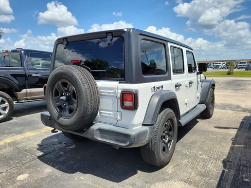 Used 2020 Jeep Wrangler Unlimited Sport image 5