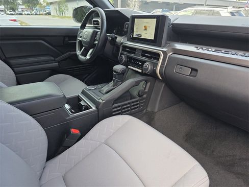 Certified 2025 Toyota Tacoma SR5 image 13