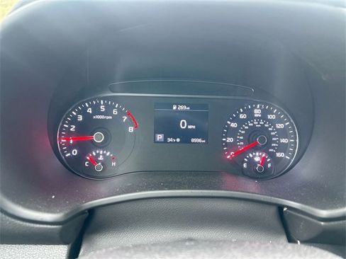 Used 2022 Kia Soul LX image 19