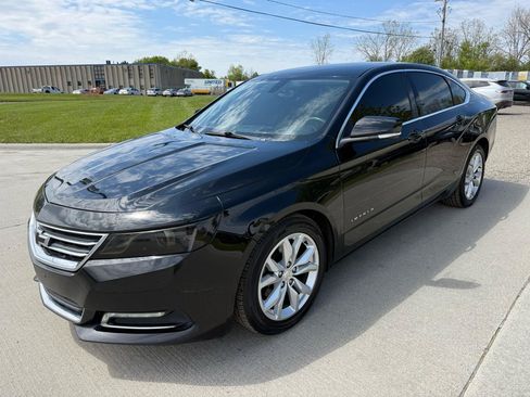 Used 2018 Chevrolet Impala LT FWD image 1
