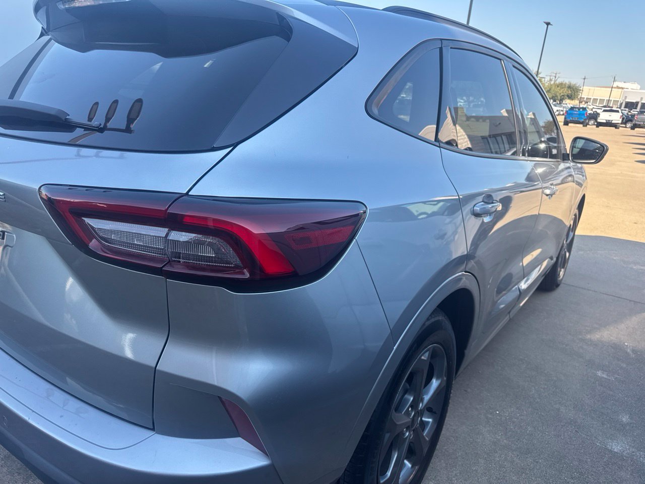 Used 2024 Ford Escape ST-Line w/ Tech Pack #1 FWD image 4
