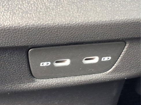 New 2026 Volkswagen Tiguan S image 10