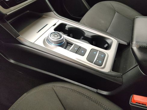 Used 2022 Ford Explorer XLT RWD image 26